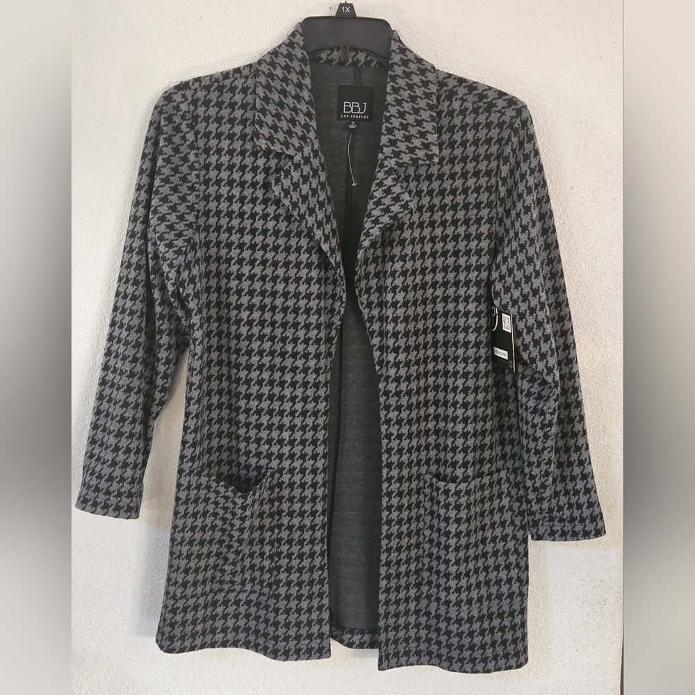 Classic Black and Gray Women's Blazer - Picture 2 of 7